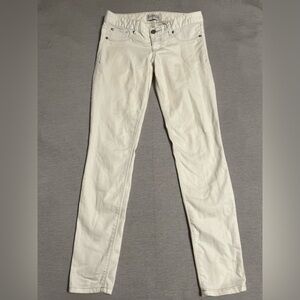 White Skinny Jeans - Size: 0